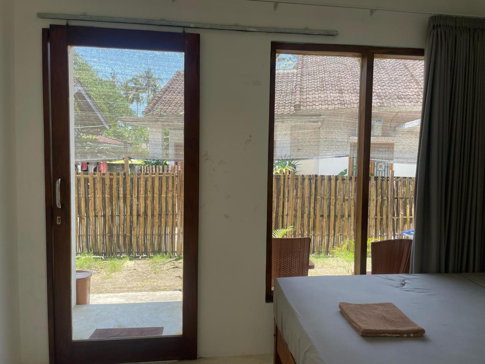 The Corner Homestay Kuta  Dış mekan fotoğraf