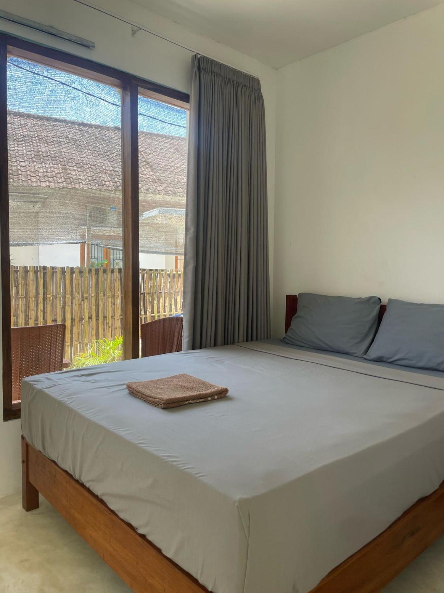 The Corner Homestay Kuta  Dış mekan fotoğraf